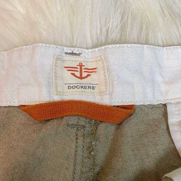 Dockers: Men's Novelty Anchor Print Casual Summer Cargo Shorts Tan Medium - Picture 4 of 5